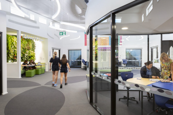 CONNECTING: Science Centre, Catholic College Wodonga